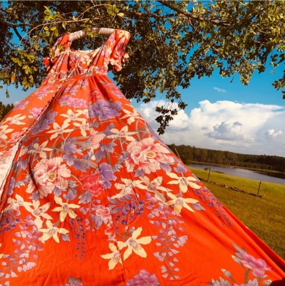 New Spell x Revolve Lily Gown Red Floral M Maxi Dress Ruched Designs Exclusive